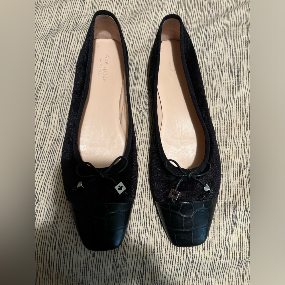 Black velvet and leather Kate Spade loafers. Gently used
